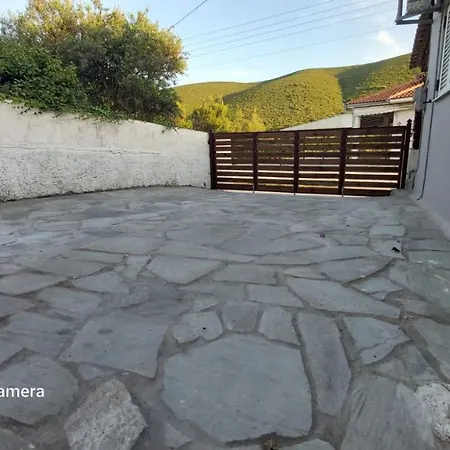 Zante Sunny Mountain Tatil Evi Anafonítria