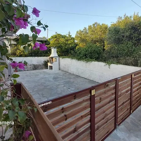 Zante Sunny Mountain בית נופש Anafonítria